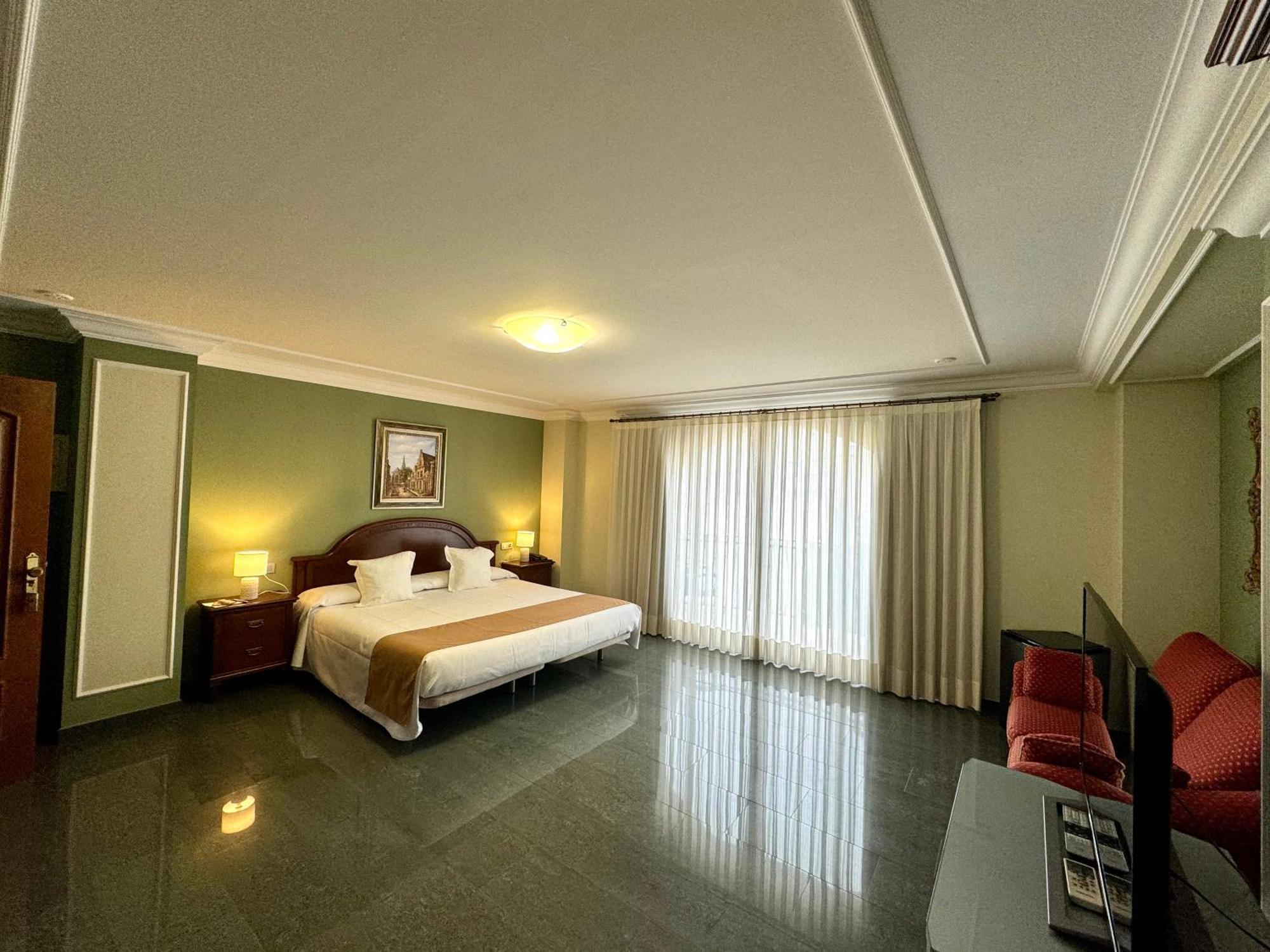 Hotel Kazar Ontinyent Zewnętrze zdjęcie
