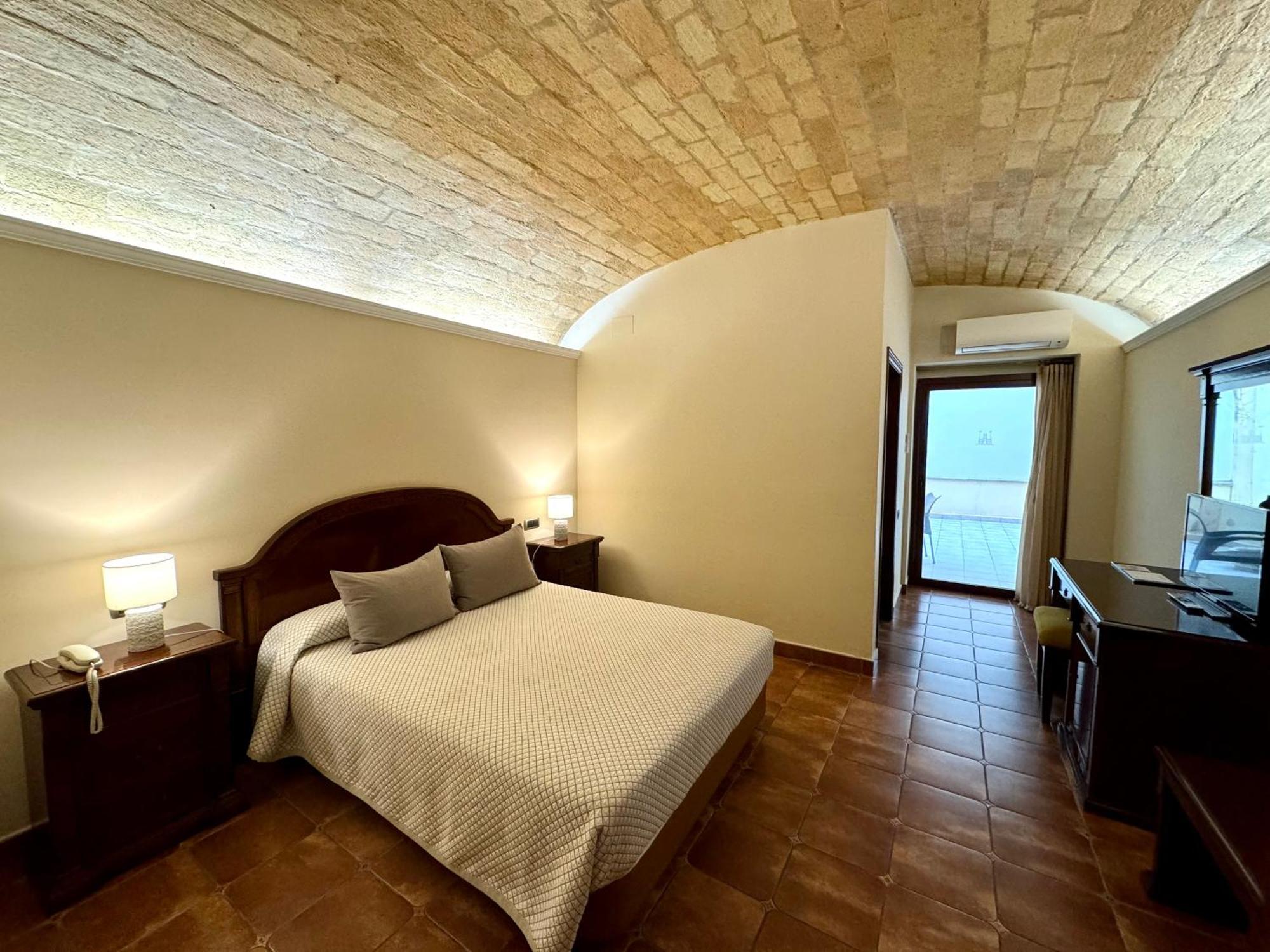 Hotel Kazar Ontinyent Zewnętrze zdjęcie
