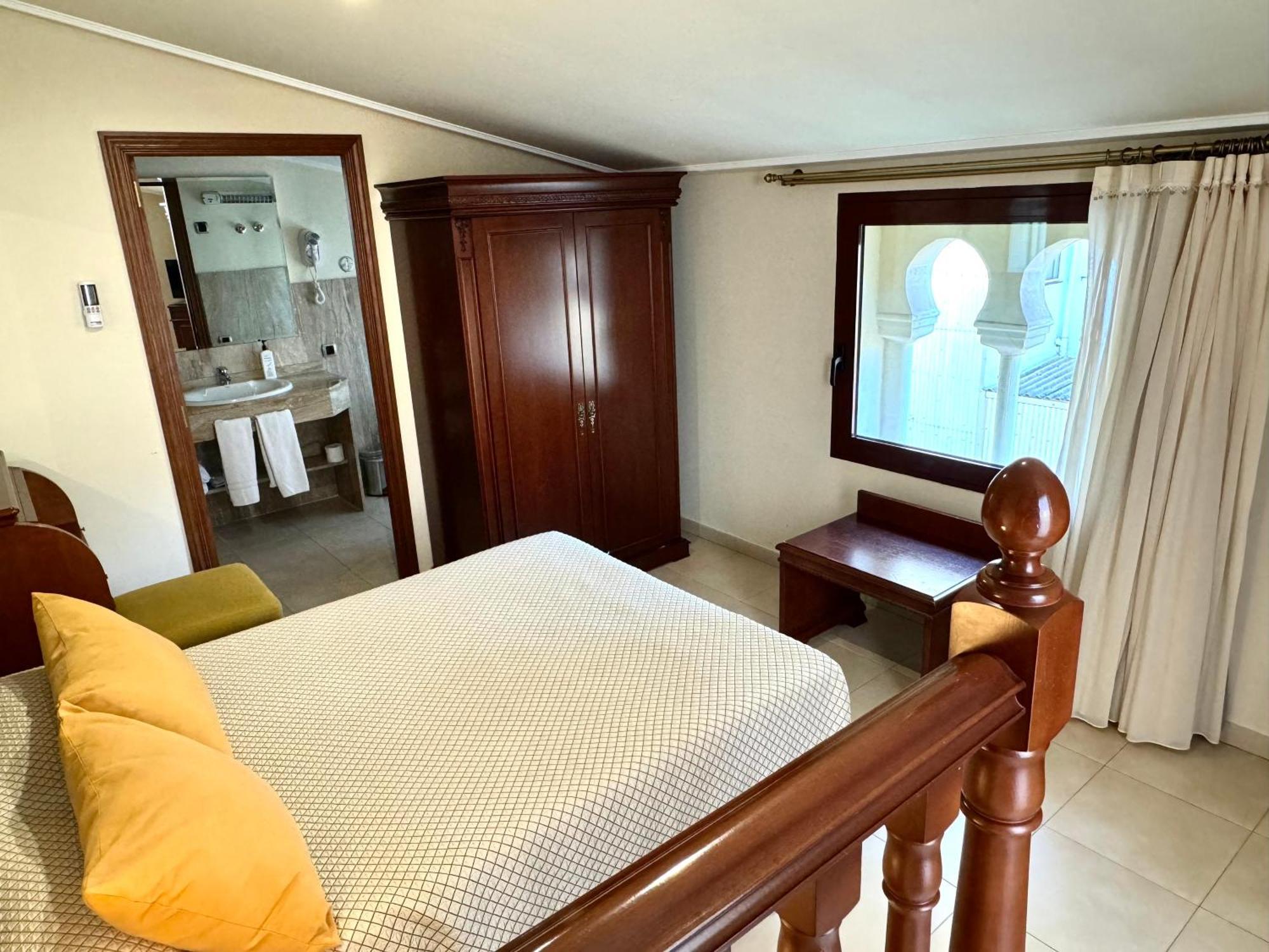 Hotel Kazar Ontinyent Zewnętrze zdjęcie