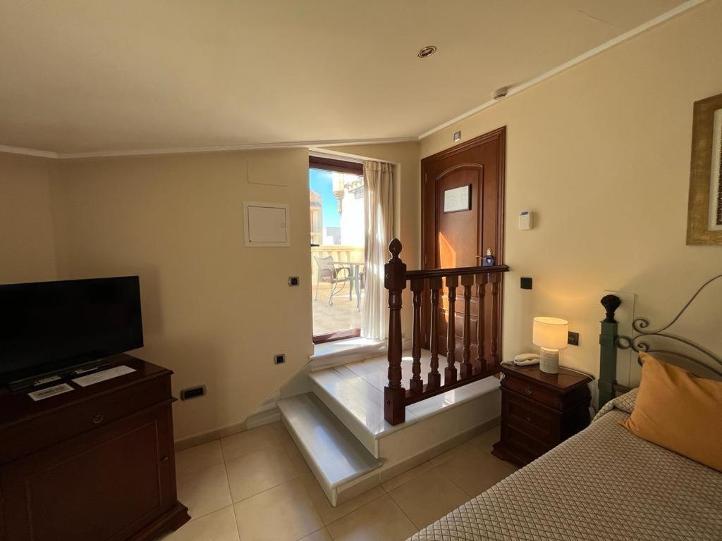 Hotel Kazar Ontinyent Zewnętrze zdjęcie